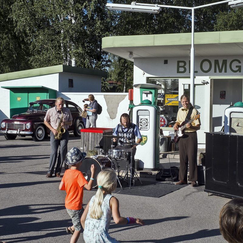 Vimmerby, Astrid Lindgrens värld, Band, Tankstelle