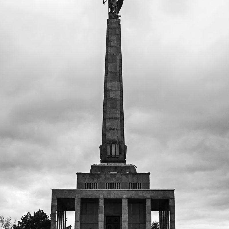Slavín - Kriegerdenkmal und Friedhof zur Erinnerung an die fast 7000 Rotarmisten, die 1945 bei der Befreiung Bratislavas ihr Leben ließen