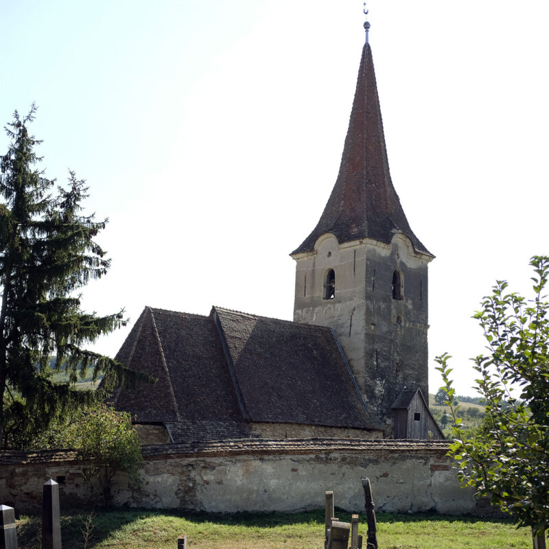 Evangelische Kirche und Friedhof in Felldorf